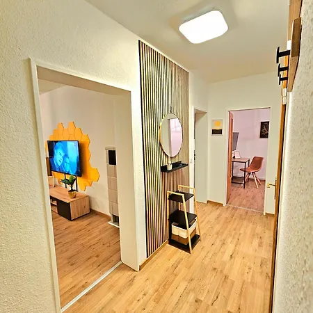 Fewo Honey, Ganze Ferienwohnung Mit 3 Schlafzimmern, Waschmaschine,Businesswohnung, Monteurzimmer Salzgitter Exterior foto