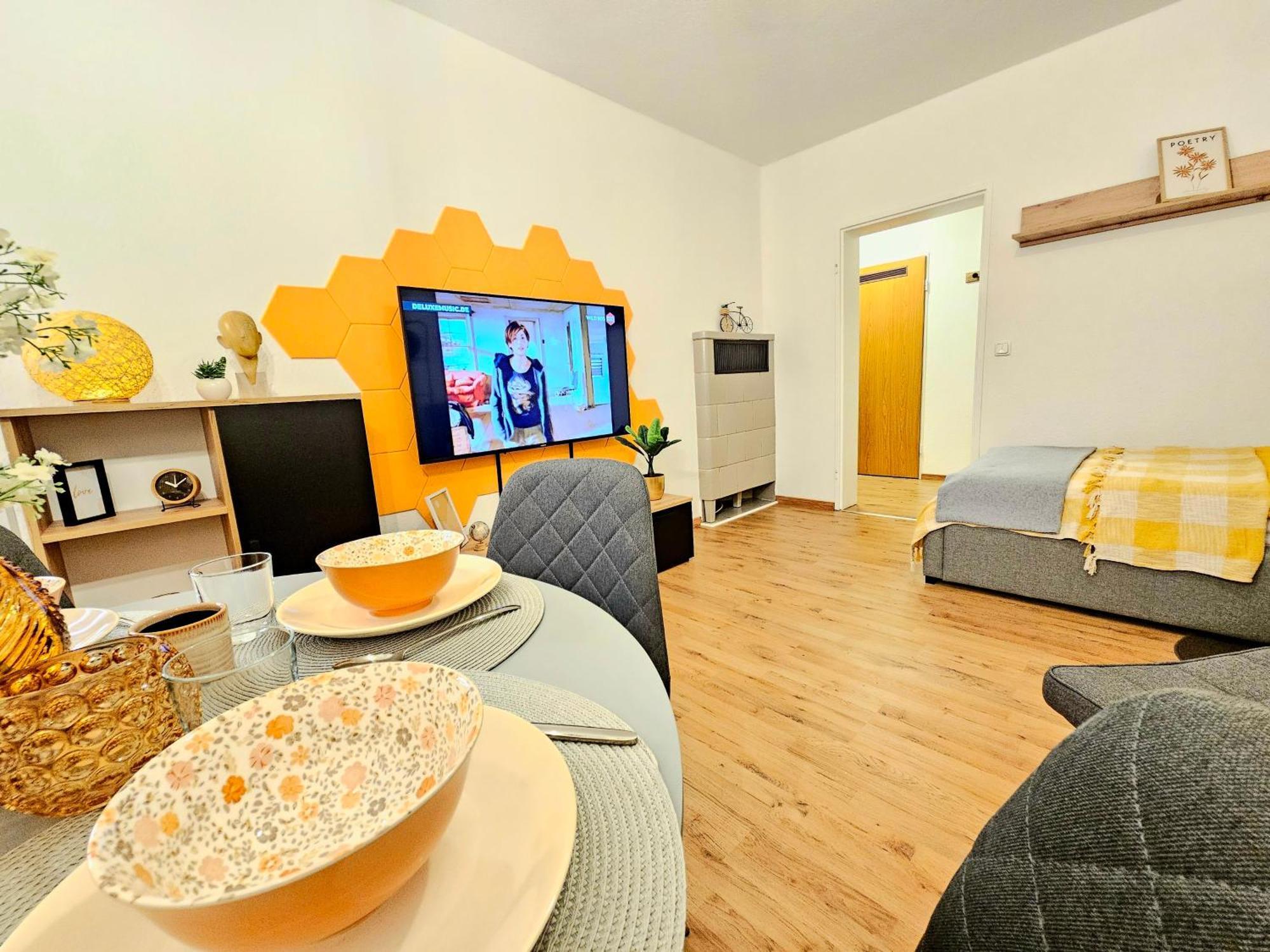 Honey, Ganze Mit 3 Schlafzimmern, Waschmaschine,businesswohnung, Monteurzimmer * Salzgitter