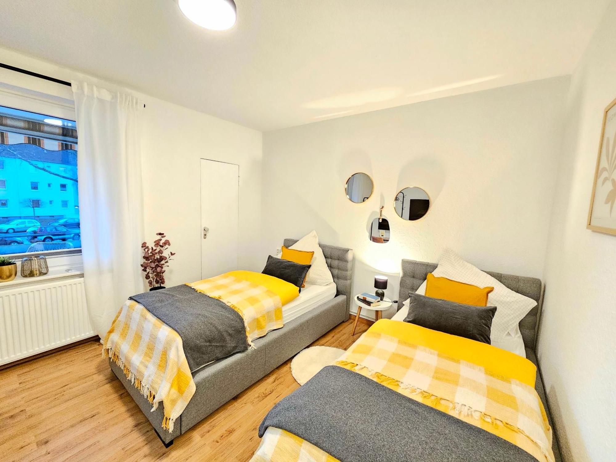Honey, Ganze Mit 3 Schlafzimmern, Waschmaschine,businesswohnung, Monteurzimmer Apartment *